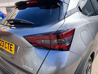 Nissan Juke 1.6 Hybrid N-Connecta 5dr Auto