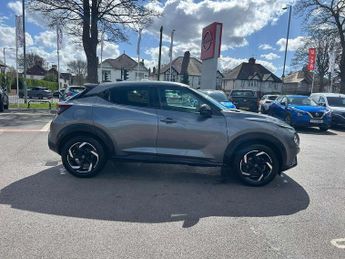 Nissan Juke 1.6 Hybrid N-Connecta 5dr Auto