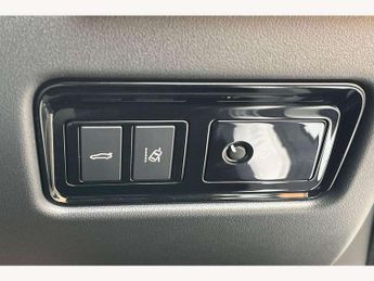 Jaguar XF 2.0d [180] R-Sport 4dr Auto