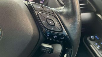 Toyota C-HR 2.0 Hybrid Orange Edition 5dr CVT