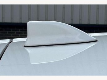 Toyota C-HR 1.8 Hybrid Icon 5dr CVT