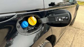 Land Rover Range Rover Evoque 2.0 D200 Edition 5dr Auto