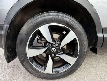 Nissan Qashqai 1.6 dCi N-Connecta 5dr Xtronic
