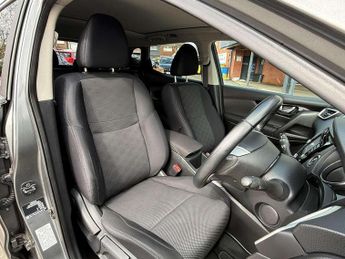 Nissan Qashqai 1.6 dCi N-Connecta 5dr Xtronic