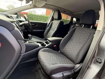 Nissan Qashqai 1.6 dCi N-Connecta 5dr Xtronic