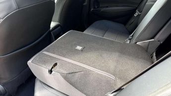 Toyota Corolla 1.8 VVT-i Hybrid Design 5dr CVT