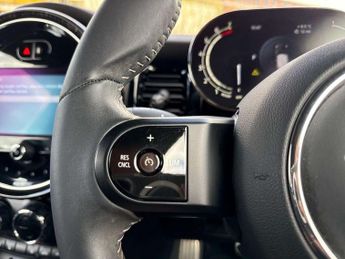 MINI Hatchback 1.5 Cooper Sport 3dr Auto