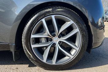 Land Rover Range Rover 3.0 D350 HSE 4dr Auto