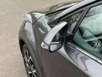 Toyota C-HR 1.8 Hybrid Design 5dr CVT