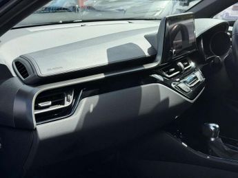 Toyota C-HR 1.8 Hybrid Design 5dr CVT