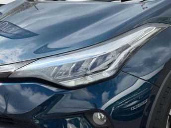 Toyota C-HR 1.8 Hybrid Design 5dr CVT