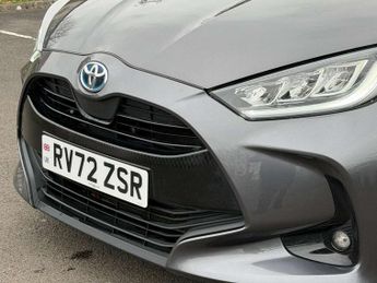 Toyota Yaris 1.5 Hybrid Design 5dr CVT