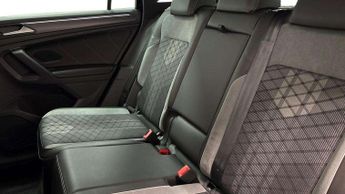 Volkswagen Tiguan 2.0 TDI 4Motion R-Line 5dr DSG