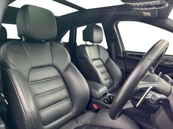 Porsche Macan 5dr PDK