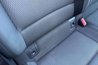 Volkswagen e-Golf 99kW e-Golf 35kWh 5dr Auto