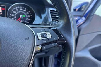 Volkswagen e-Golf 99kW e-Golf 35kWh 5dr Auto