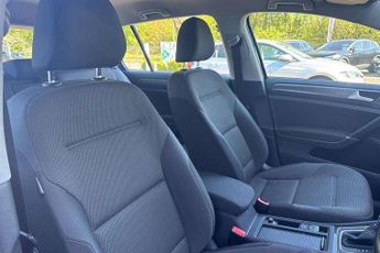 Volkswagen e-Golf 99kW e-Golf 35kWh 5dr Auto