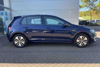 Volkswagen e-Golf 99kW e-Golf 35kWh 5dr Auto