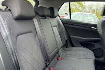 Volkswagen Golf 1.4 TSI eHybrid Style 5dr DSG
