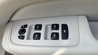 Volvo XC60 2.0 B5P [250] Inscription Pro 5dr AWD Geartronic