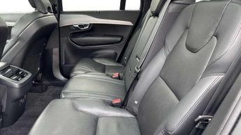 Volvo XC90 2.0 B5D [235] Plus Dark 5dr AWD Geartronic