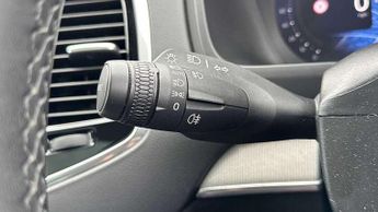 Volvo XC90 2.0 B5D [235] Plus Dark 5dr AWD Geartronic