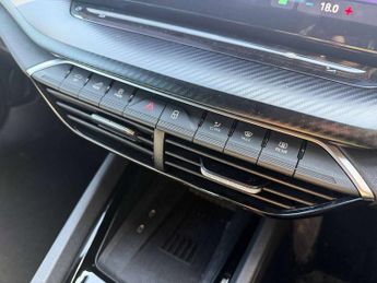 Skoda Octavia Estate 2.0 TDI 150 Sportline 5dr DSG