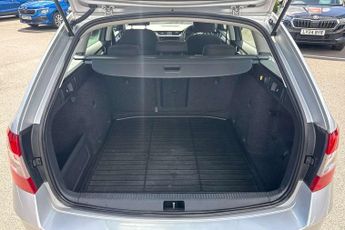 Skoda Octavia Estate 1.6 TDI SE Technology 5dr DSG