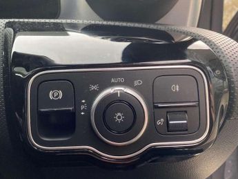 Mercedes-Benz CLA CLA 220d AMG Line Premium + Night Ed 4dr Tip Auto