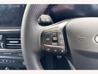 Ford Focus 1.0 EcoBoost Hybrid mHEV 155 ST-Line X 5dr Auto