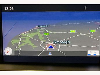 Volvo V40 T2 [122] R DESIGN Nav Plus 5dr Geartronic