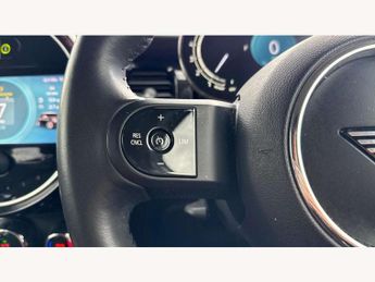 MINI Hatchback 5dr 1.5 Cooper Classic 5dr Auto