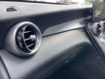 Mercedes-Benz GLC GLC 220d 4Matic AMG Line 5dr 9G-Tronic