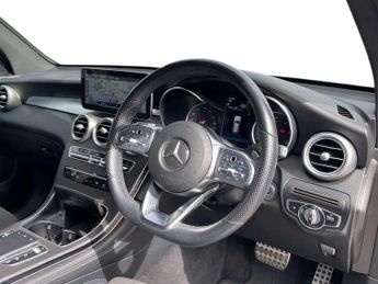 Mercedes-Benz GLC GLC 220d 4Matic AMG Line 5dr 9G-Tronic