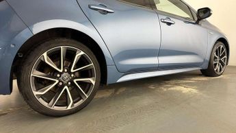 Toyota Corolla 1.8 VVT-i Hybrid Excel 5dr CVT