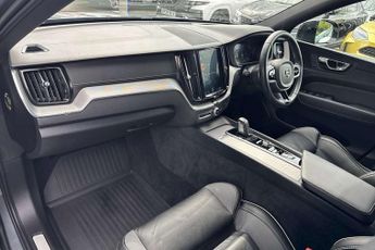Volvo XC60 2.0 B5D R DESIGN Pro 5dr AWD Geartronic
