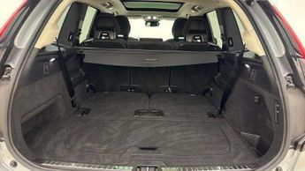 Volvo XC90 2.0 B5P Plus Dark 5dr AWD Geartronic
