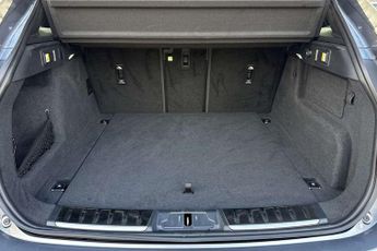 Jaguar F-Pace 2.0 D200 R-Dynamic SE Black 5dr Auto AWD