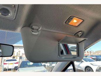 Toyota Yaris 1.5 Hybrid Design 5dr CVT