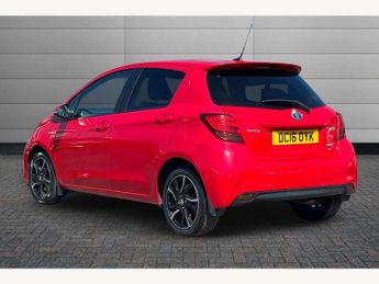 Toyota Yaris 1.5 Hybrid Design 5dr CVT