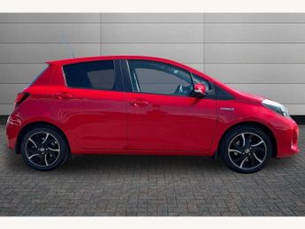 Toyota Yaris 1.5 Hybrid Design 5dr CVT