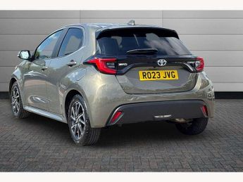 Toyota Yaris 1.5 Hybrid Design 5dr CVT