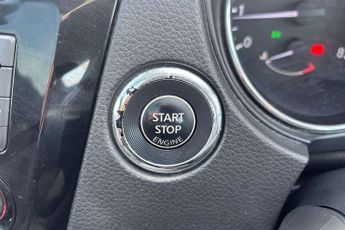 Nissan Qashqai 1.2 DiG-T N-Connecta 5dr Xtronic