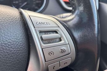 Nissan Qashqai 1.2 DiG-T N-Connecta 5dr Xtronic