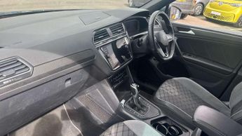 Volkswagen Tiguan 2.0 TDI R-Line 5dr DSG