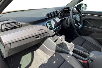 Audi Q3 45 TFSI e S Line 5dr S Tronic