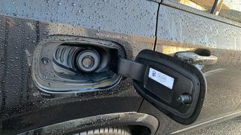 Volvo XC90 2.0 B5P Plus Dark 5dr AWD Geartronic