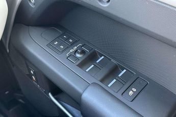 Land Rover Defender 3.0 D350 X-Dynamic HSE 110 5dr Auto