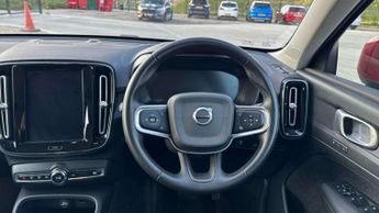 Volvo XC40 1.5 T3 [163] Momentum Pro 5dr Geartronic