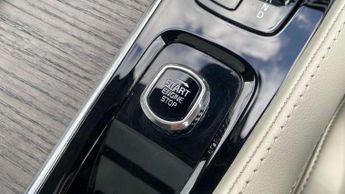 Volvo XC90 2.0 B5D [235] Plus Dark 5dr AWD Geartronic